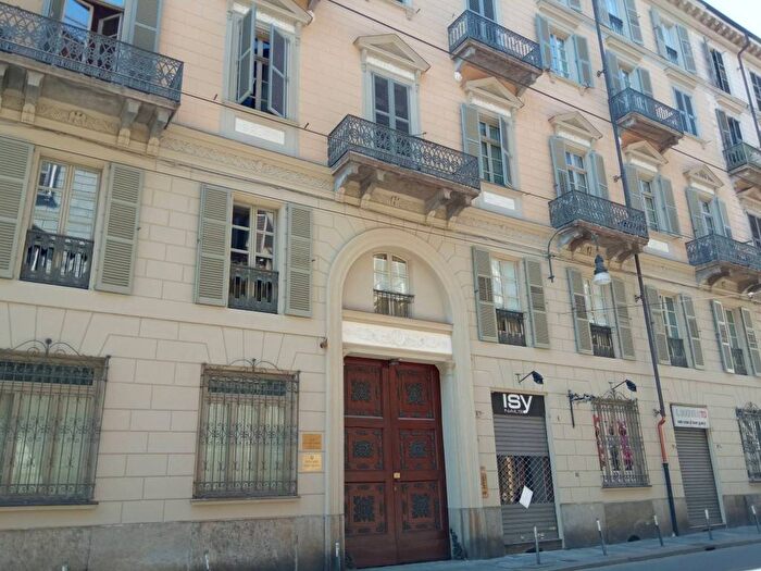 Appartamento monolocale in affitto in Via Alfonso Bonafous, Via della Rocca, Torino