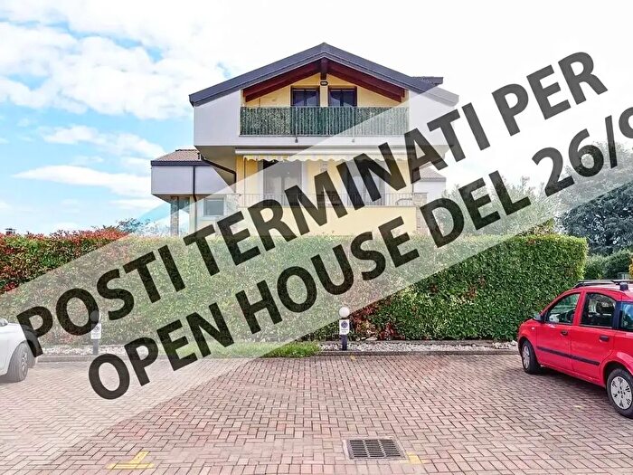 Appartamento quadrilocale in vendita in Via Sant'Ambrogio h, Triuggio