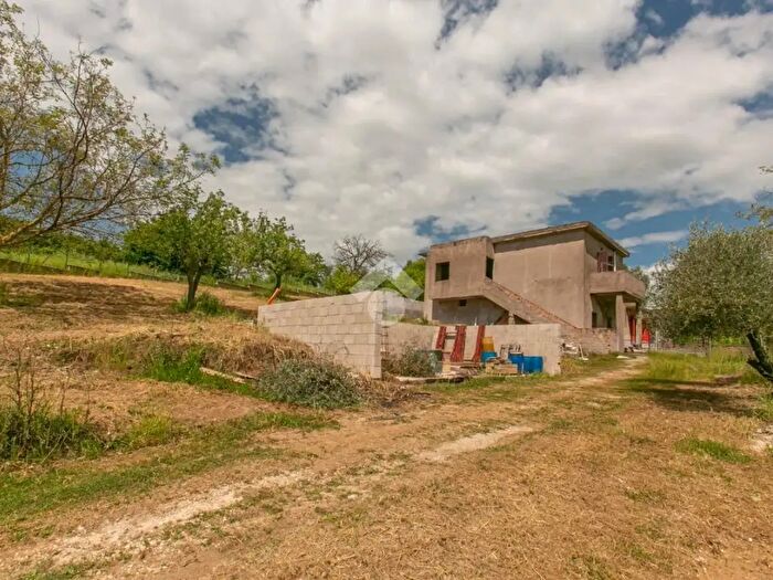 Casa con 5 locali in vendita in Via della Selvotta, Fonte Nuova