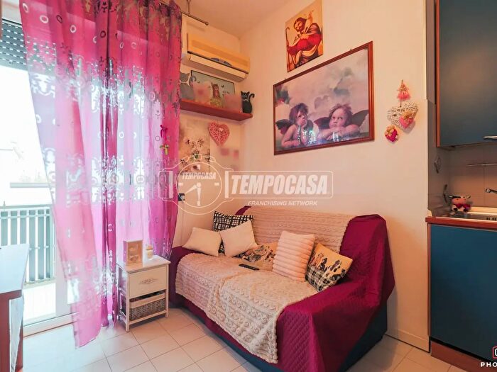 Appartamento monolocale in vendita in Viale Napoli, Rimini