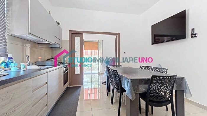 Appartamento trilocale in vendita in Via Gabriele dAnnunzio San Vitaliano Napoli, San Vitaliano
