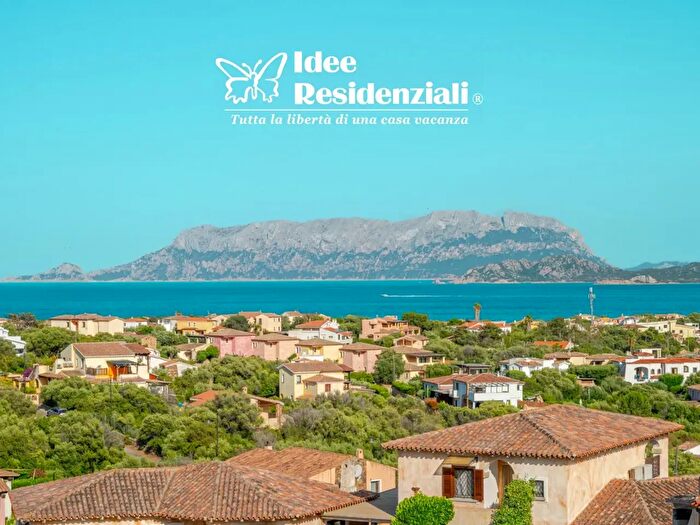 Appartamento quadrilocale in vendita in Via Gianne Secche, Olbia