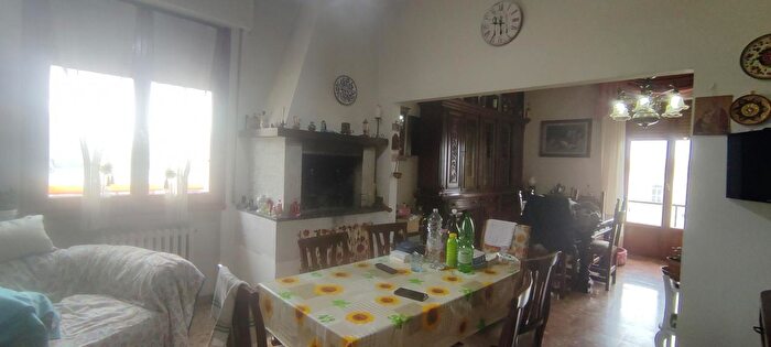 Appartamento con 5 locali in vendita in Vicchio