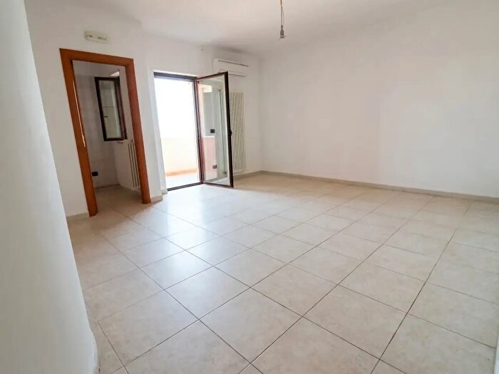 Appartamento trilocale in vendita in Via Conversano, Turi
