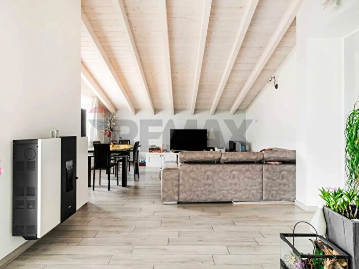 Casa con 5 locali in vendita in Via Sempione, Olgiate Olona