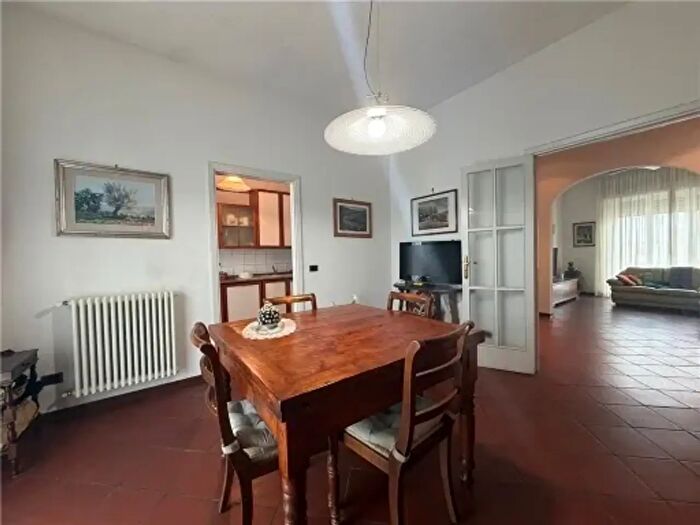 Appartamento con 5 locali in vendita in Firenze