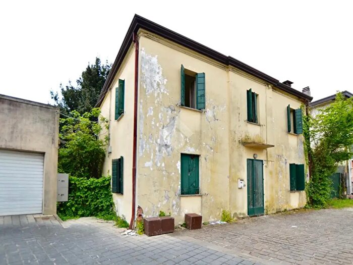 Casa trilocale in vendita in Via Donatori del Sangue, San Dona Di Piave