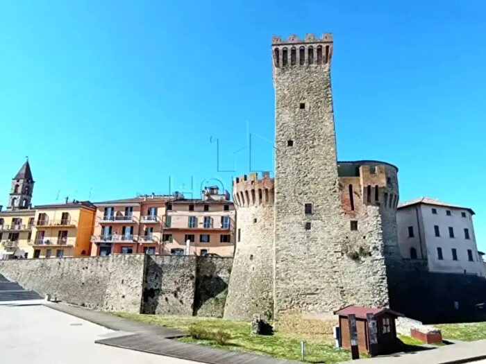 Appartamento bilocale in vendita in Via Roma, Umbertide