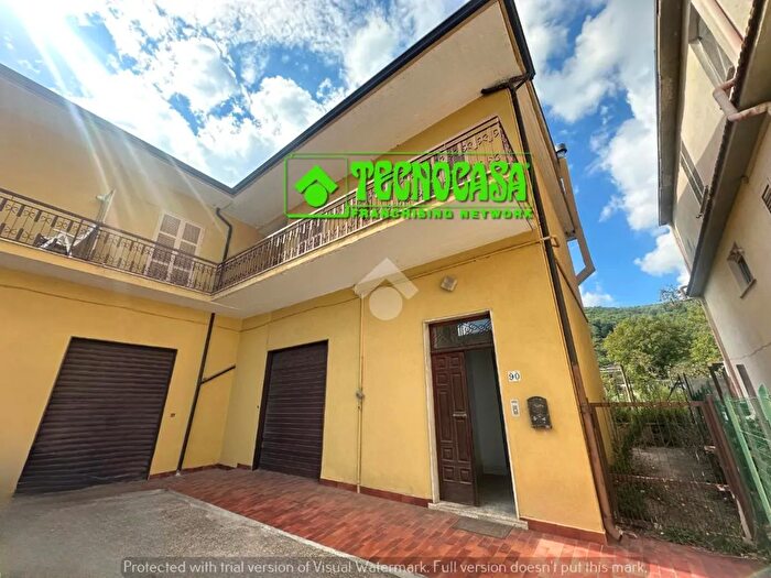 Appartamento con 5 locali in vendita in Via Traversa, Mercogliano