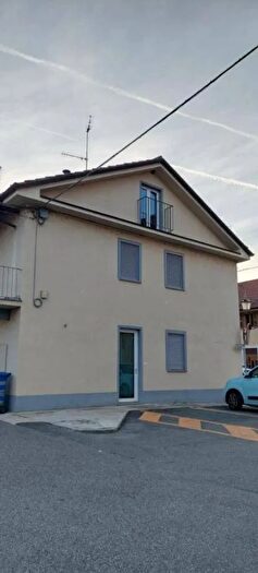 Appartamento monolocale in vendita in CSo Marconi Ang Piazza Cavour SNC Desana, Desana