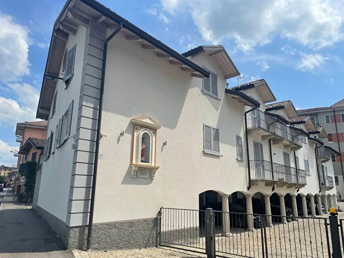 Appartamento bilocale in affitto in Via Cavezzali, Lodi
