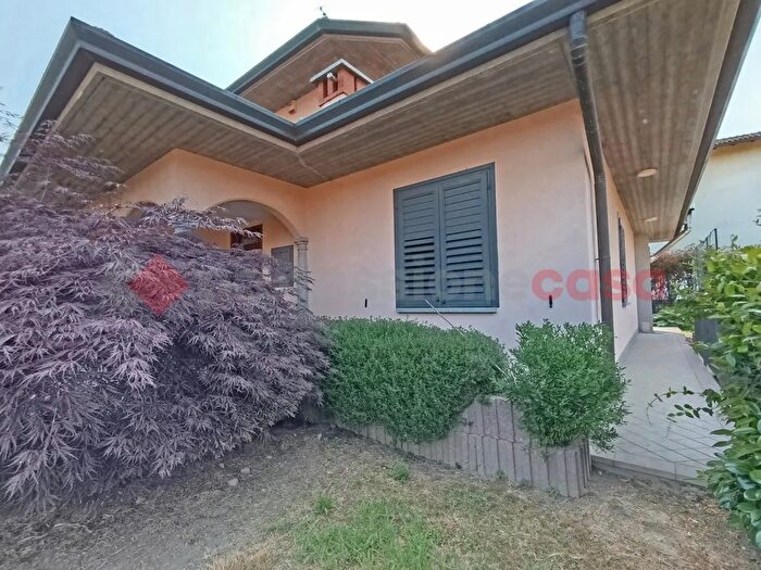 Casa con 7 locali in vendita in Via alla Cava, Borgo Ticino