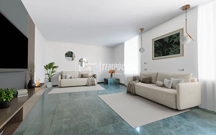 Appartamento con 5 locali in vendita in Via Fratelli Bronzetti, Milano