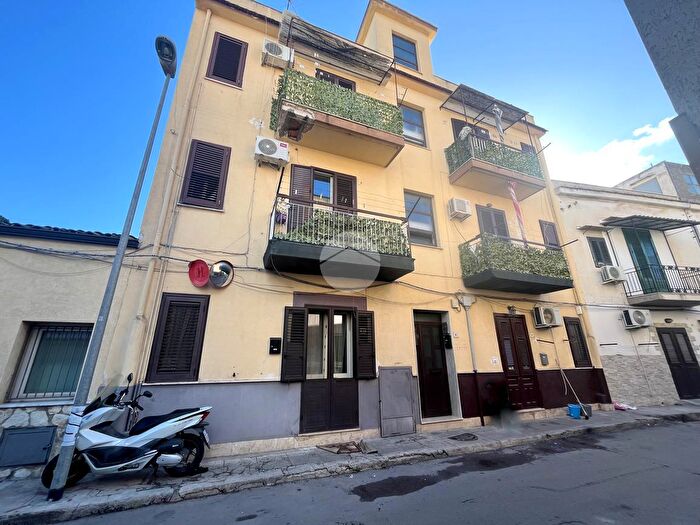 Appartamento bilocale in vendita in Via Carlo del Prete, Palermo