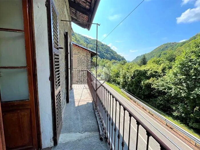 Casa con 6 locali in vendita in Frazione Bogna, Campiglia Cervo