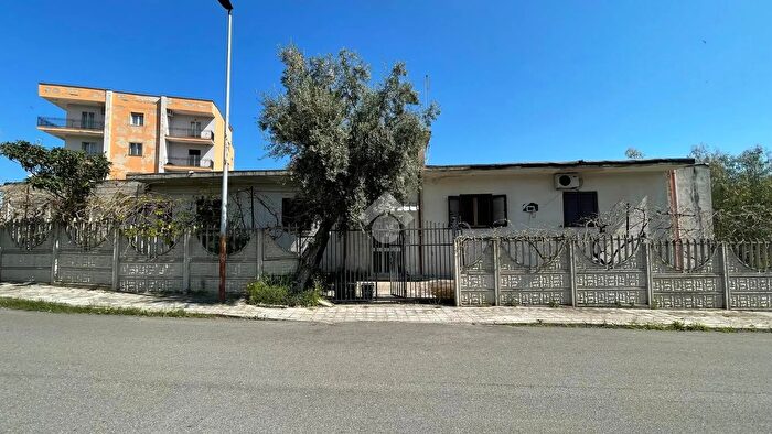 Casa con 12 locali in vendita in Villaggio S Chiara, CoriglianoRossano