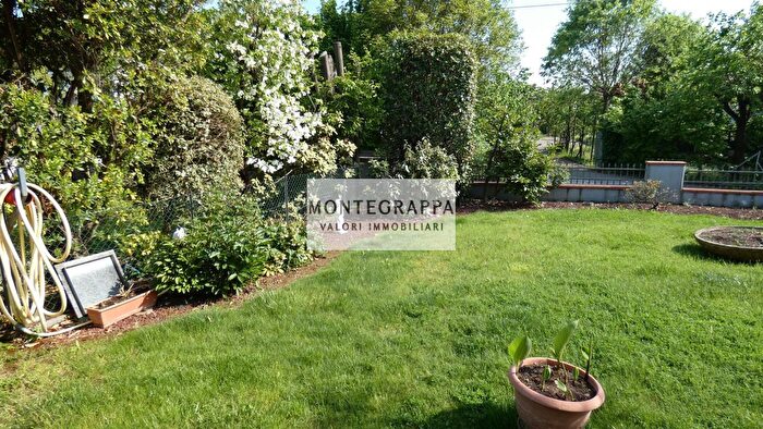 Casa trilocale in vendita in Via Santa Fosca, Altivole