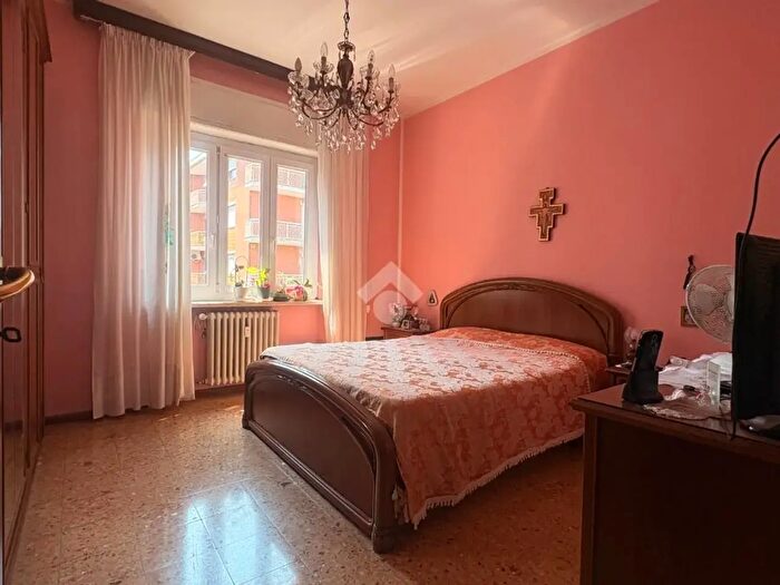 Appartamento trilocale in vendita in Via Bosco, Asti