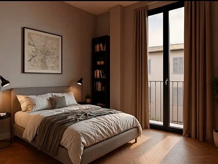 Appartamento trilocale in vendita in Via Faliero Vezzani, Firenze