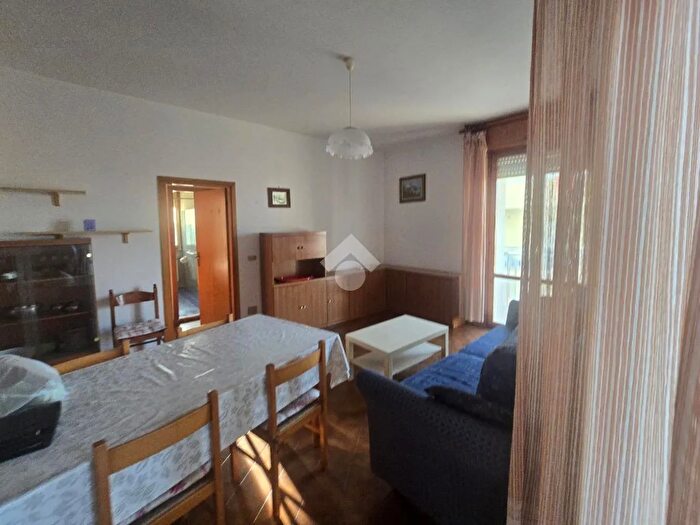 Appartamento trilocale in vendita in BellariaIgea Marina