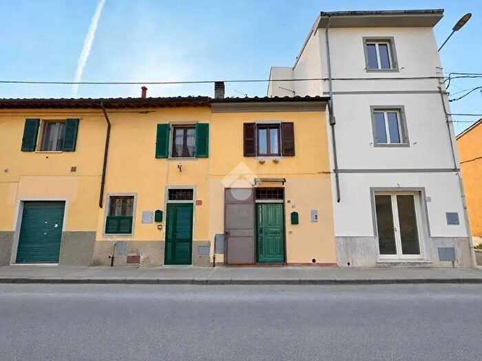 Casa bilocale in vendita in Via Tommaso Rook, Pisa