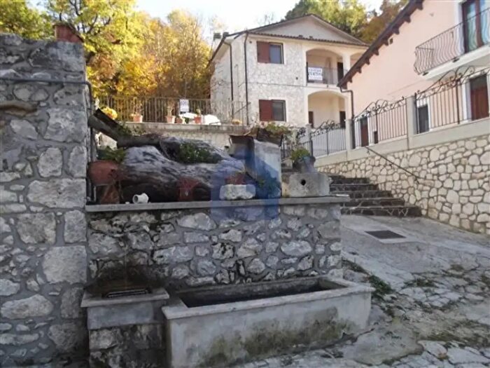 Appartamento con 6 locali in vendita in SantEufemia A Maiella