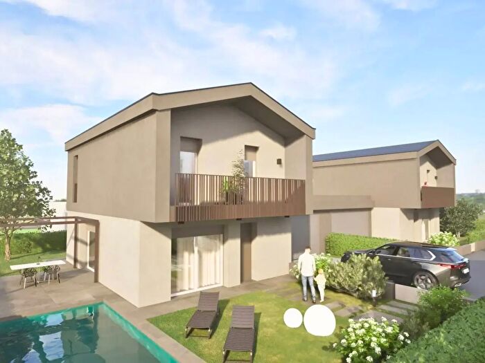 Casa quadrilocale in vendita in Strada del Paradiso, Vicenza