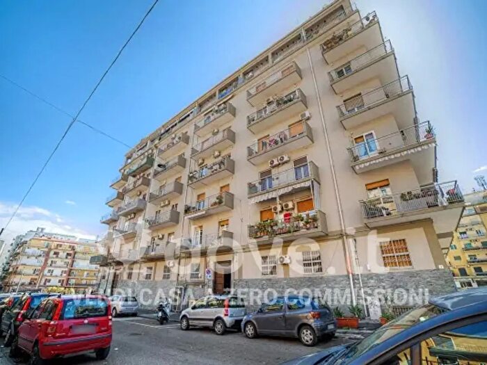 Appartamento trilocale in vendita in Via Agostino De Cosmi, Catania