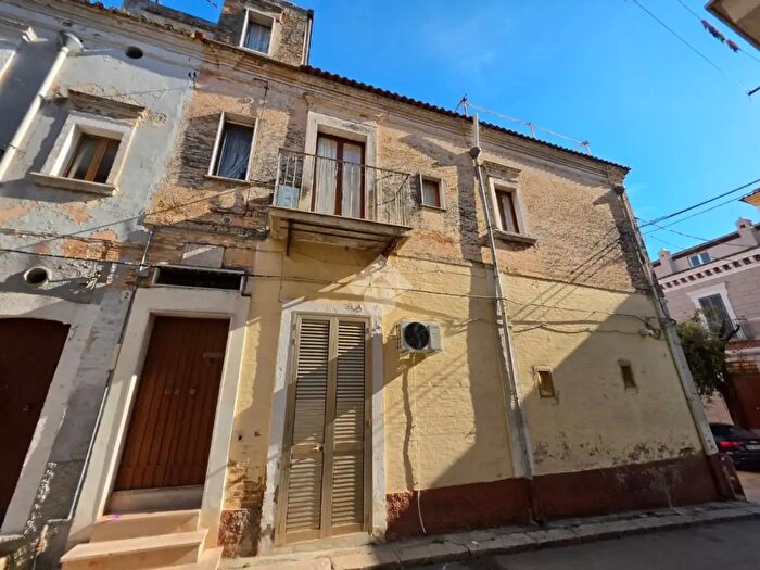 Casa quadrilocale in vendita in Via Zuppetta, Torremaggiore