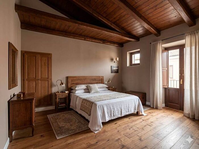 Casa con 5 locali in vendita in Via Emanuele Filiberto duca d'Aosta, Alvignano