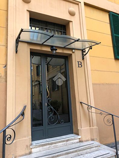 Appartamento trilocale in vendita in Via Paolo Paruta, Roma