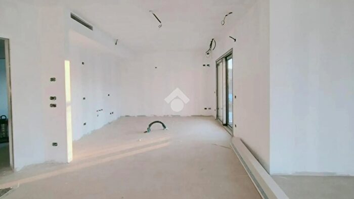 Casa trilocale in vendita in Via Barchi, Gambara