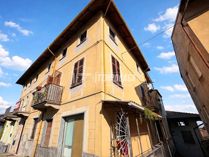 Appartamento con 5 locali in vendita in Via Martiri della Libertà, Salussola