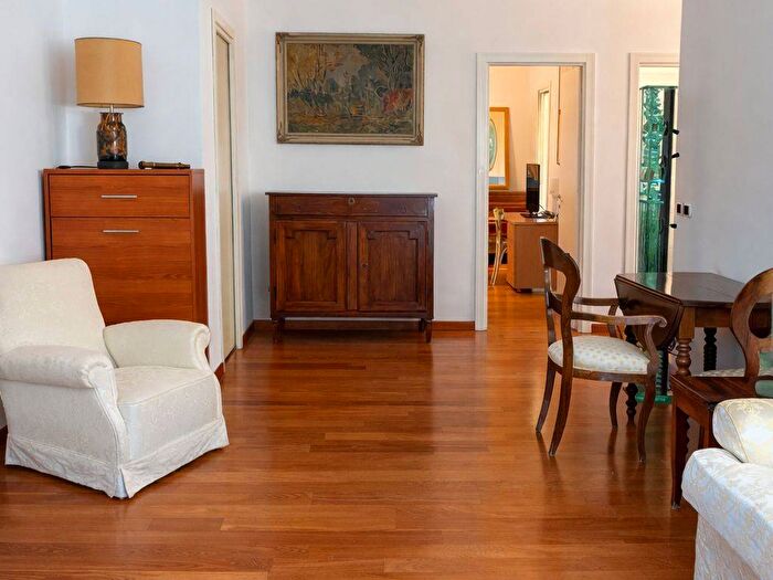 Appartamento trilocale in affitto in Largo Marzabotto, Borgo Trento, Verona