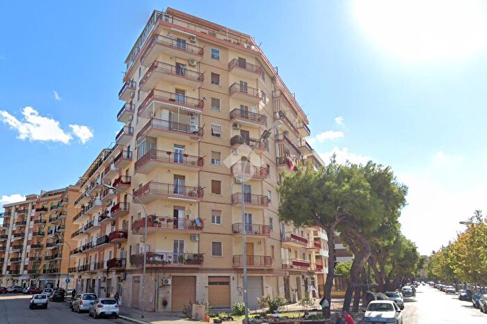 Appartamento trilocale in vendita in Viale Giotto, Foggia