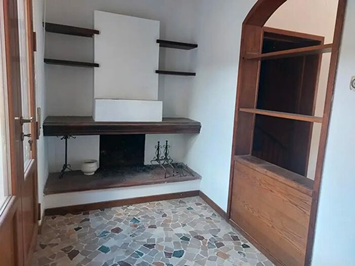 Appartamento con 6 locali in vendita in Borgo A Mozzano