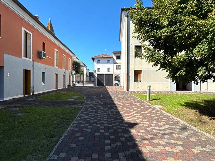 Casa quadrilocale in affitto in Via Roma, Pieris, San Canzian d'Isonzo