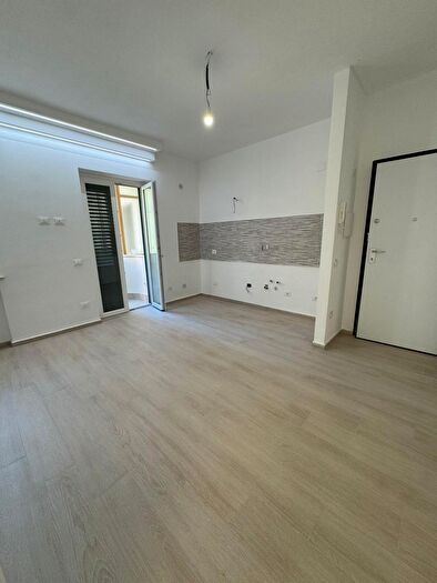 Appartamento bilocale in vendita in Via Trento, Follonica