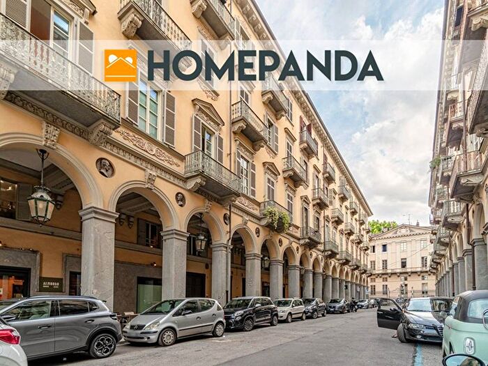 Appartamento quadrilocale in affitto in Via Giuseppe Pomba, Via Roma, Torino