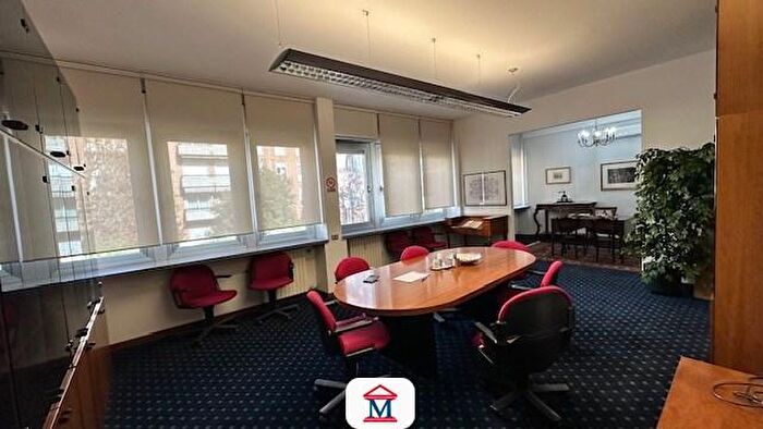 Appartamento quadrilocale in vendita in Via Giovanni Pascoli, Bergamo