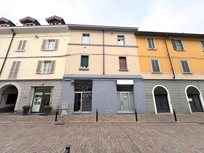 Appartamento monolocale in affitto in Via Giuseppe Mazzini, Villasanta