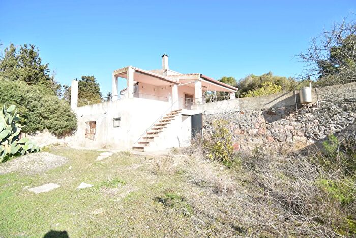 Casa in vendita in Carloforte Sulcis Iglesiente Sardegna Italia, Carloforte