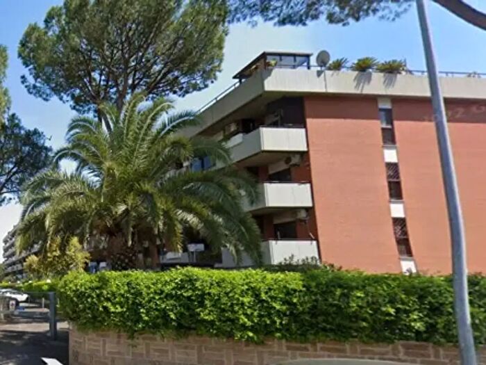 Appartamento bilocale in affitto in Viale della Torre di Pratolungo, Roma
