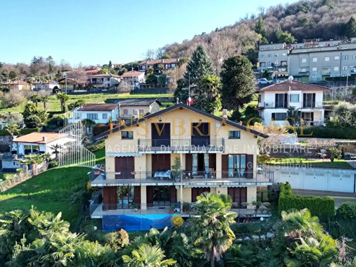 Appartamento trilocale in vendita in Germignaga