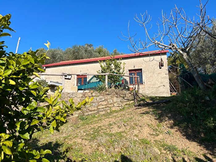 Casa bilocale in vendita in Località Torre, Omignano