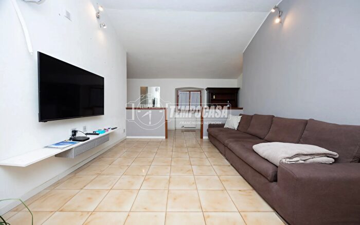 Appartamento quadrilocale in vendita in Via Tasca, Seriate