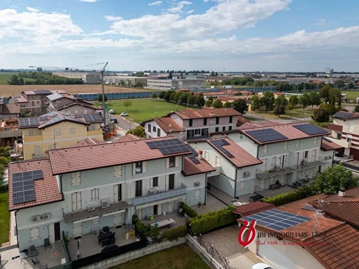 Appartamento con 6 locali in vendita in Via San Marco a, Oppeano