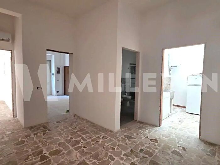 Appartamento quadrilocale in vendita in Via Venezia, Scicli