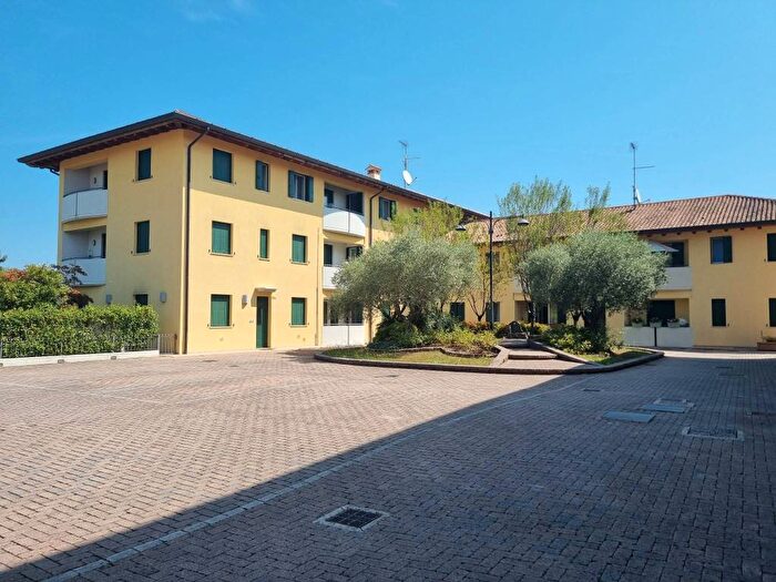 Appartamento bilocale in affitto in Via Florio, Feletto Umberto, Tavagnacco