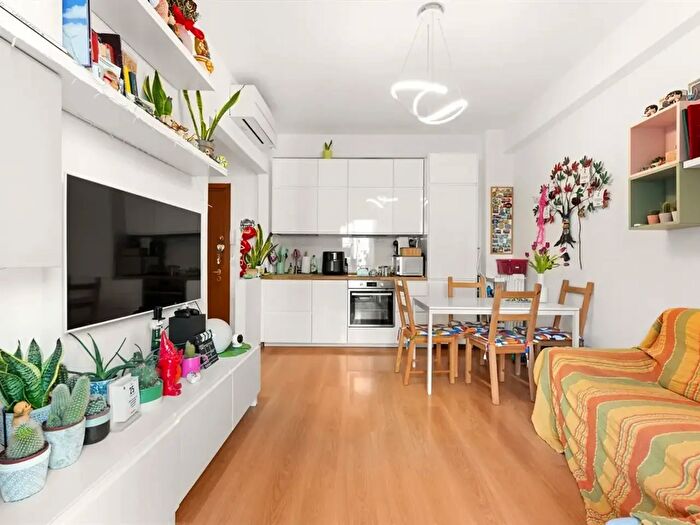 Appartamento bilocale in vendita in Via Baldo degli Ubaldi, Milano